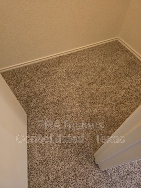 Building Photo - 7927 Horse Hollow