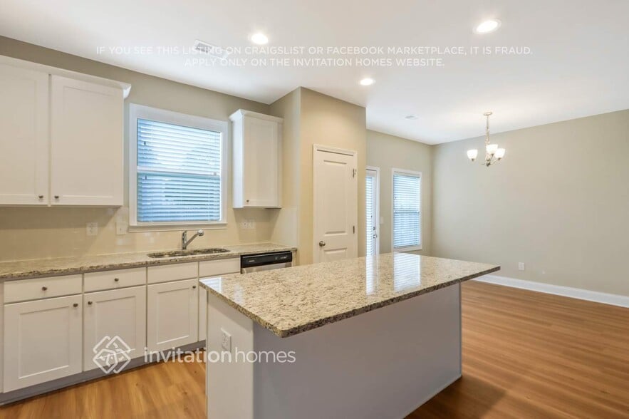 Building Photo - 265 Orchard Dr