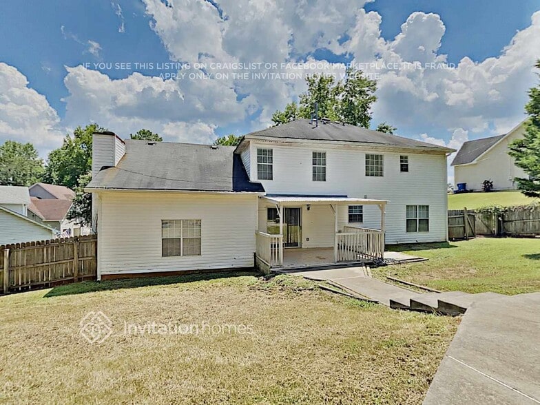 Building Photo - 2802 Crestworth Ln