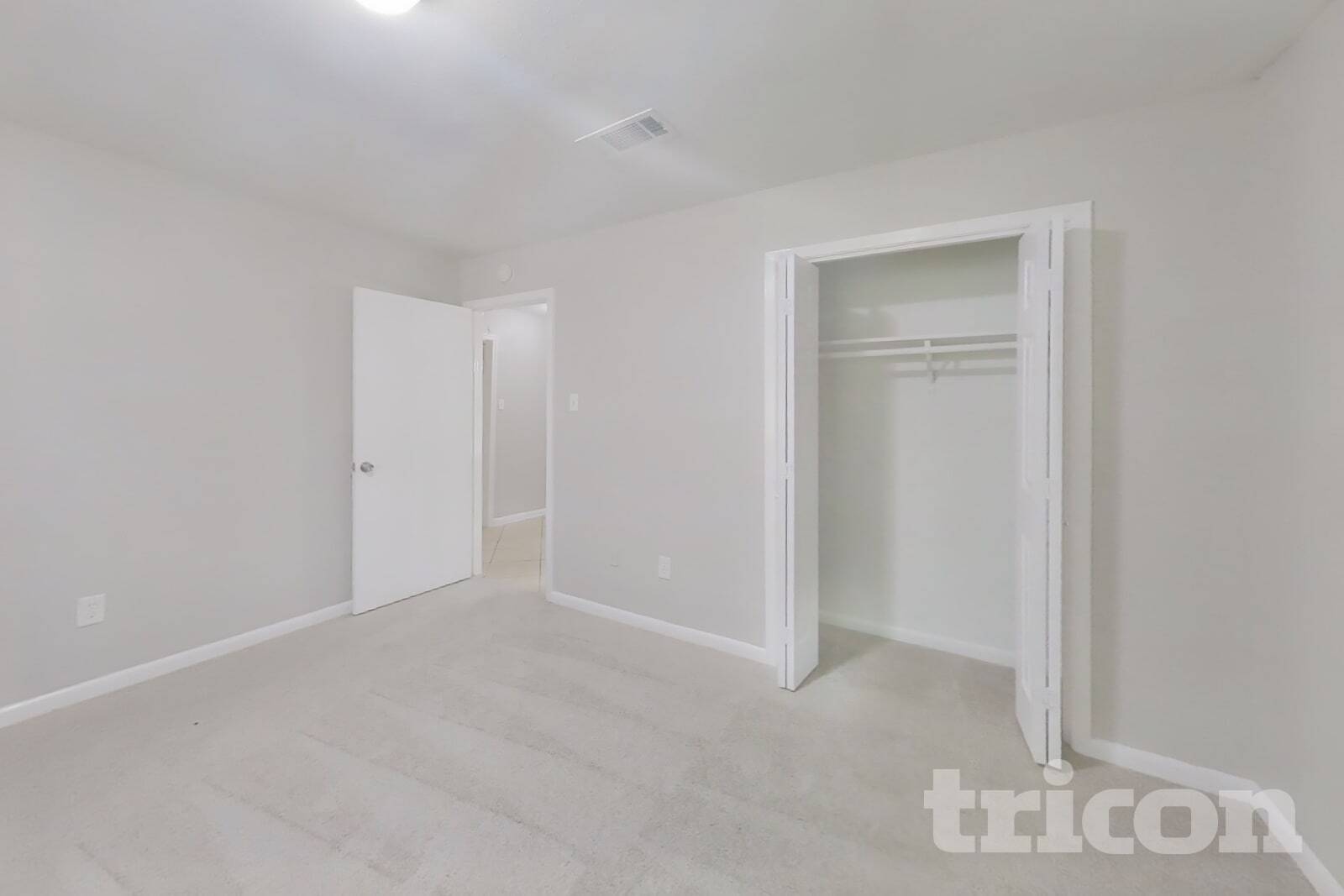 Building Photo - 19030 Jodywood Dr
