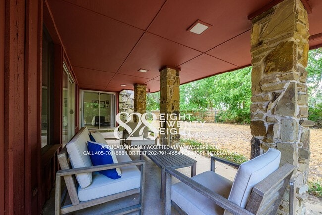 Building Photo - Talk About Unique! MUST SEE 3 bed/2 bath P...