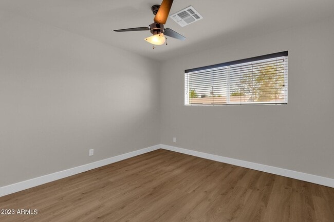 Building Photo - 7408 E Beatrice St