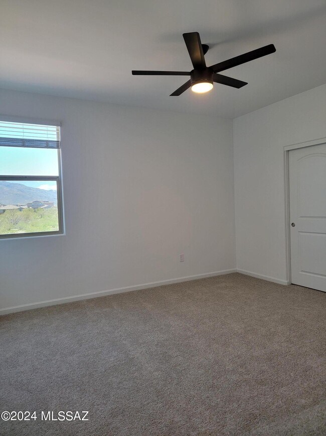 Building Photo - 5595 S Adero Cyn Trl
