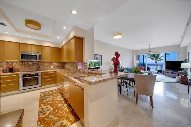 Building Photo - 4444 El Mar Dr