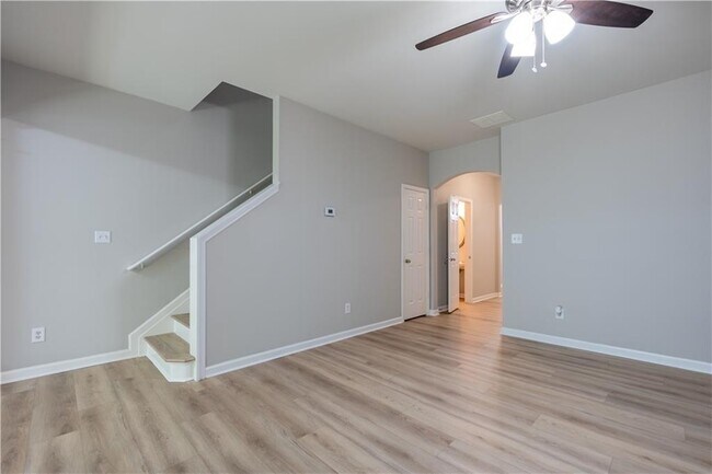 Building Photo - 3176 Creston Park Ct