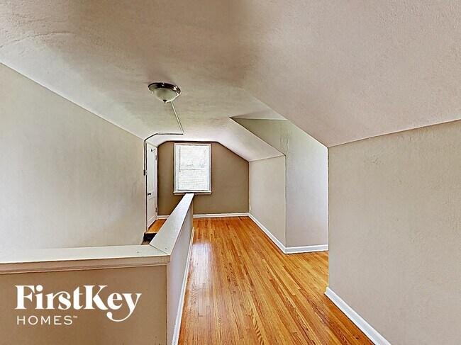 Building Photo - 11251 Old Halls Ferry Rd