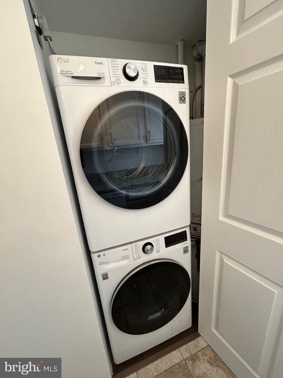 Building Photo - 3815 Davis Pl NW