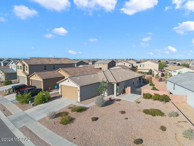 Building Photo - 7996 S Golden Bell Dr