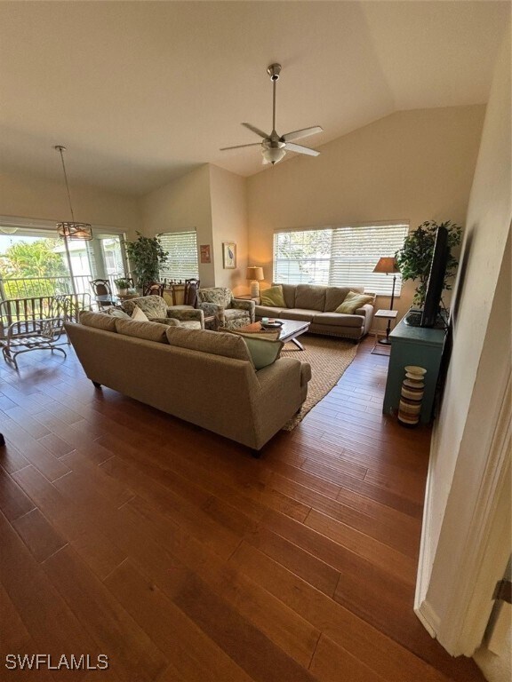 Building Photo - 2136 Tama Cir