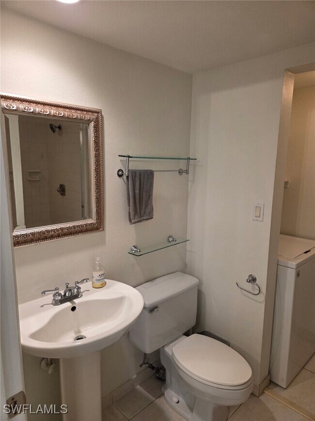 Building Photo - 12356 Woodrose Ct