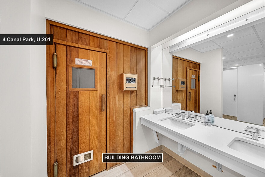 Building Photo - 4 Canal Park