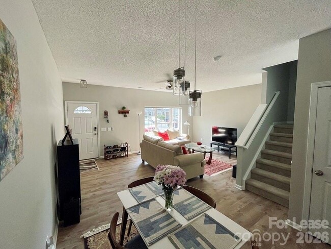 Building Photo - 8049 Stoneham Ct