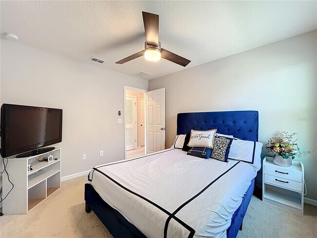 Building Photo - 2381 Rapollo Dr