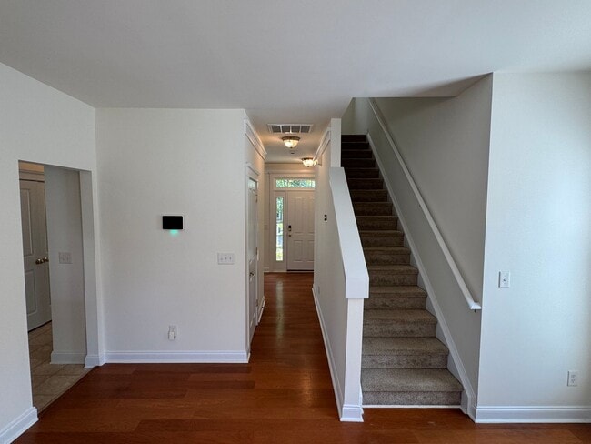 Building Photo - 13743 Carleen Way Dr