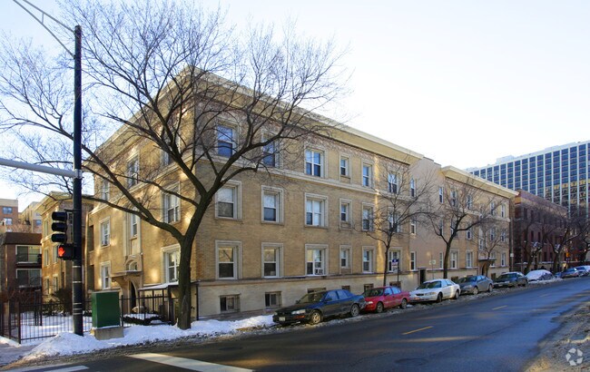 Primary Photo - 4344 N Clarendon Ave