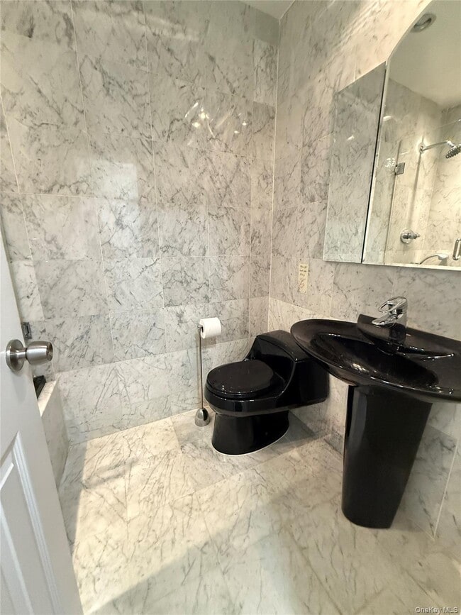 Building Photo - 30-26 69th St