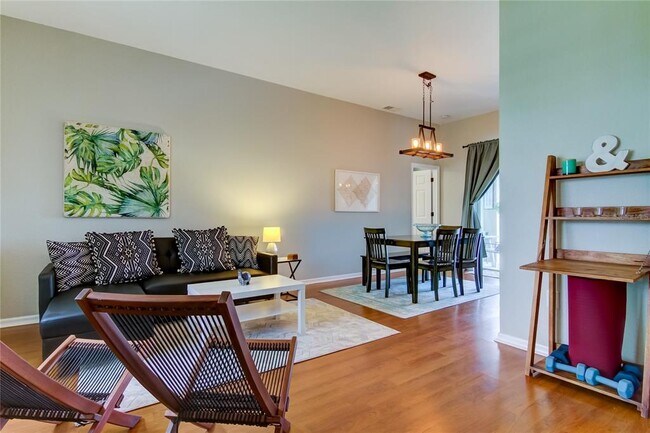 Building Photo - 1421 Beach Club Ln