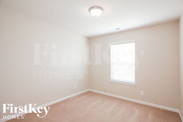 Building Photo - 8818 Balsam Bay Rd