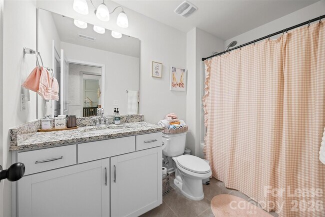 Building Photo - 616 Altamonte Dr
