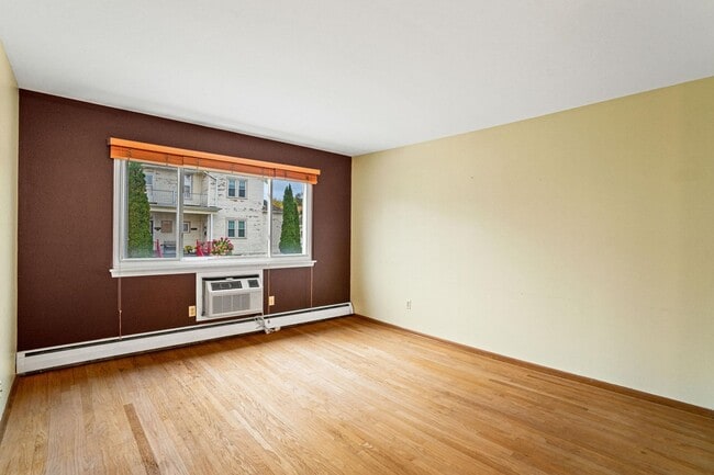 Building Photo - 935-937 N 37th St.