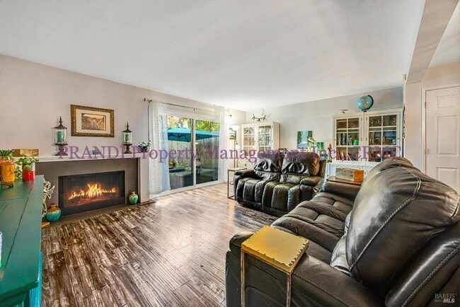 Building Photo - 85 Gazania Ct