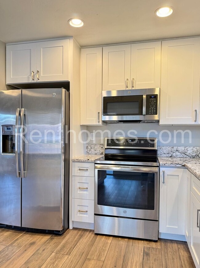 Building Photo - 13513 Hike Ln