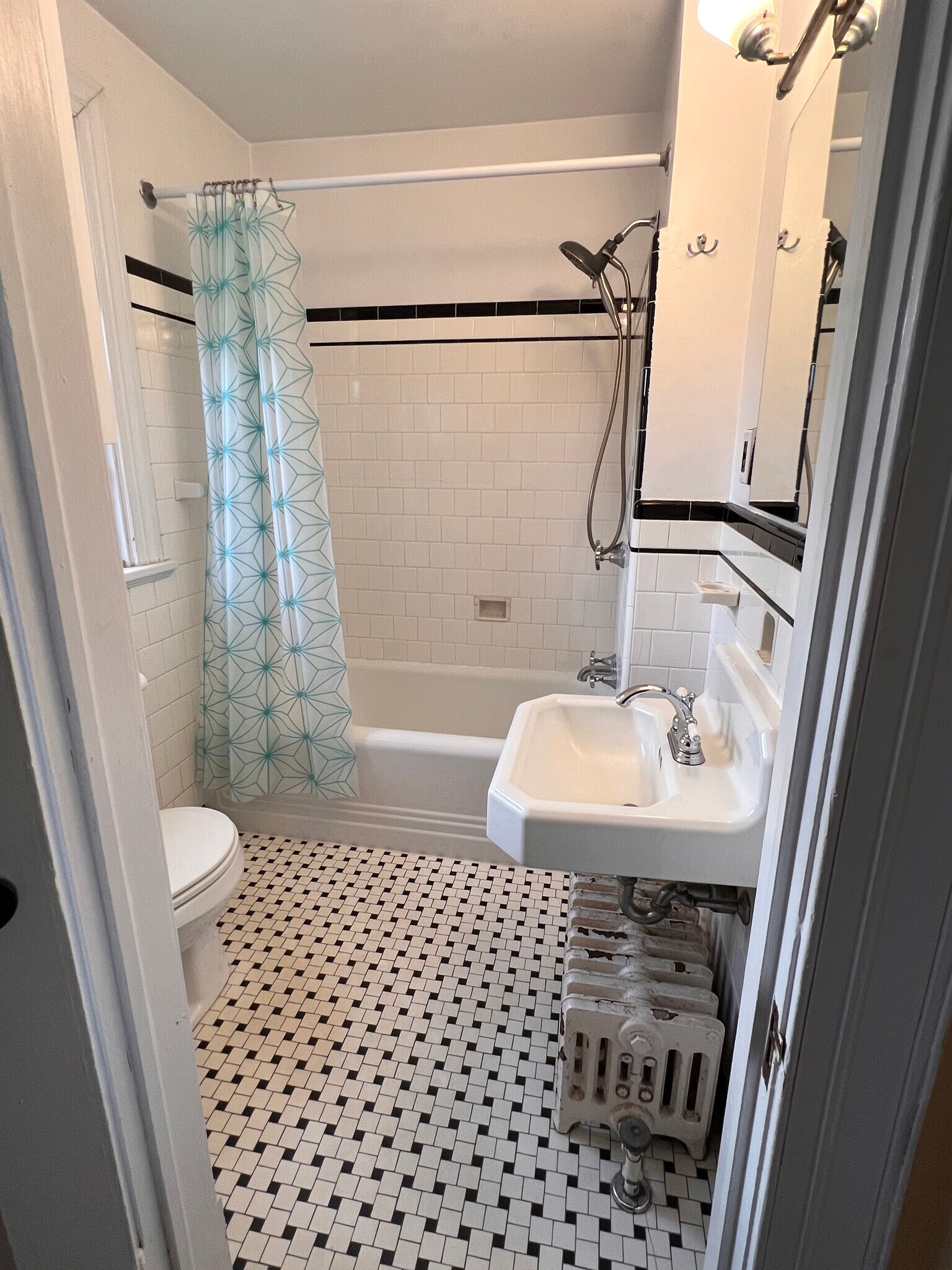 Building Photo - 3213 Condie St