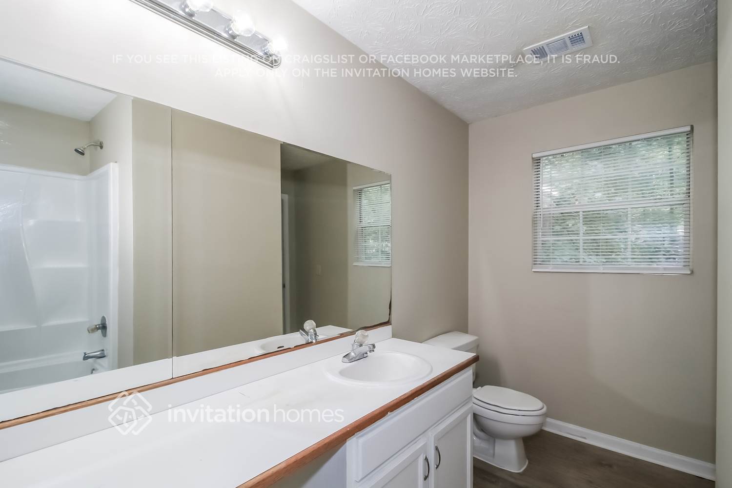 Building Photo - 4400 Milton Trail SW