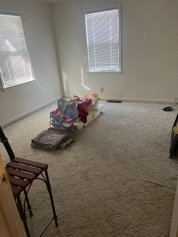 Building Photo - 1204 Avenue E