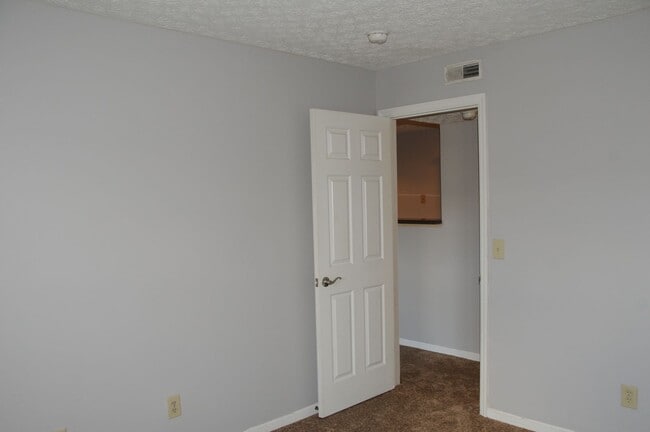 Building Photo - 5395 Cypress Chase