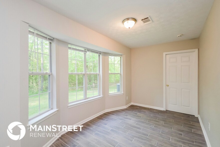 Building Photo - 65 Laurel Ridge Ct