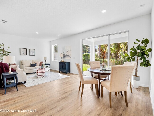 Building Photo - 1370 Seabreeze St SW