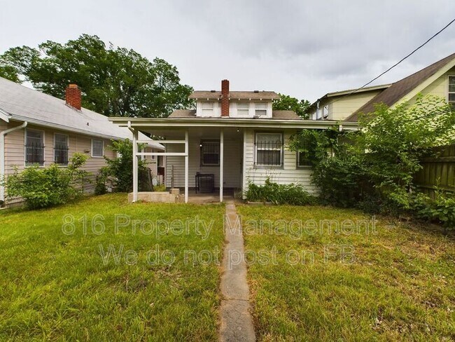 Building Photo - 3032 Elmwood Ave