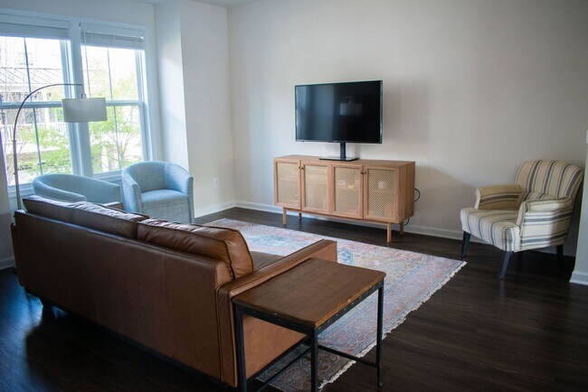 Building Photo - 2310 Avinity Ct