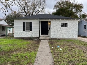 Building Photo - 3 Bedroom 1 Bath House