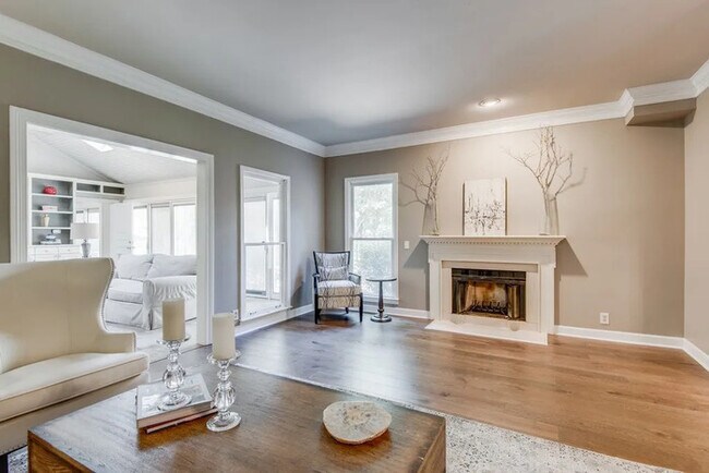 Building Photo - 107 Westover Park Ct