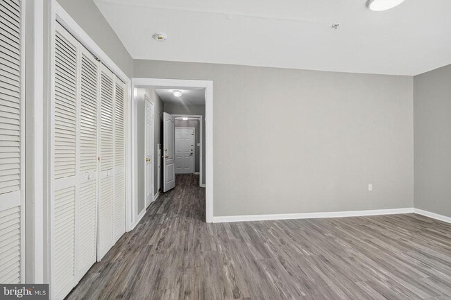 Building Photo - 3231 Halcyon Ct