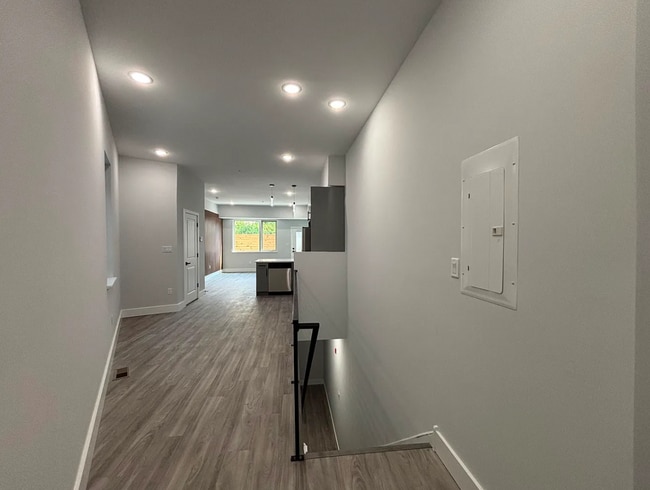 Building Photo - 1108 W Dauphin St