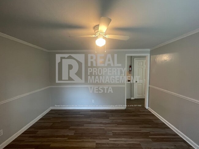 Building Photo - 5624 Swymer Dr