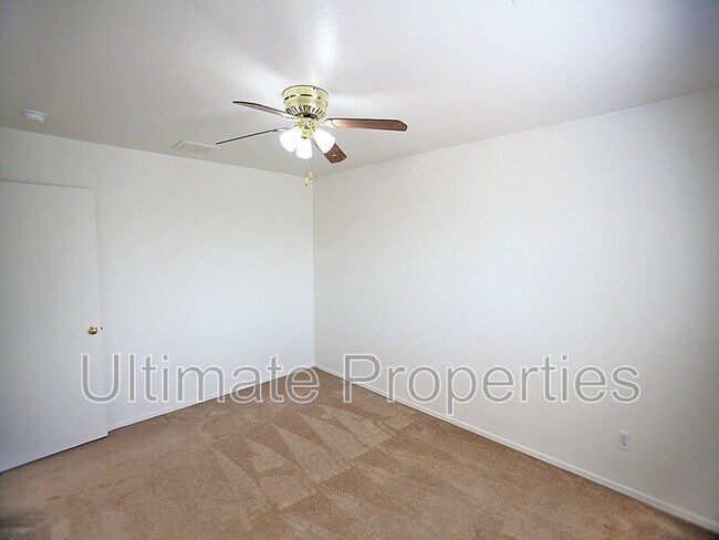 Building Photo - 22801 W Yavapai St