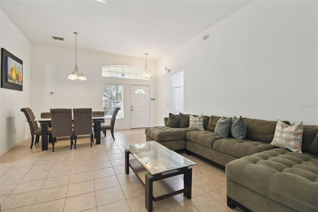 Building Photo - 258 Henley Cir