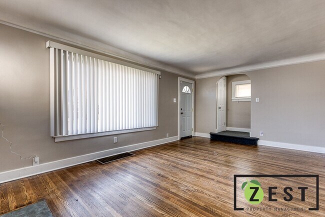 Building Photo - OPEN HOUSE 1/16! 3PM-3:30PM! BEAUTIFULLY REMODELED - 3-Bedroom 1-Bathroom 2-Car Garage