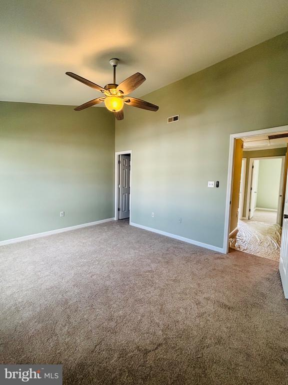 Building Photo - 109 Barrows Ct