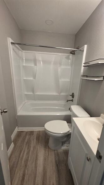 Building Photo - 1102 Lorrie Dr