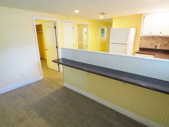 Building Photo - Charming Property in Magnolia Springs!