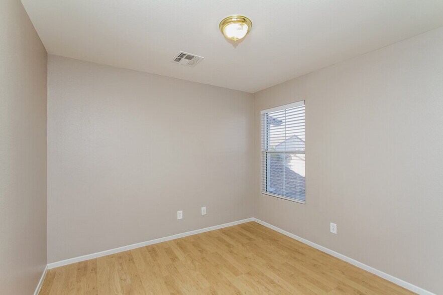 Building Photo - 11663 Rossovino St
