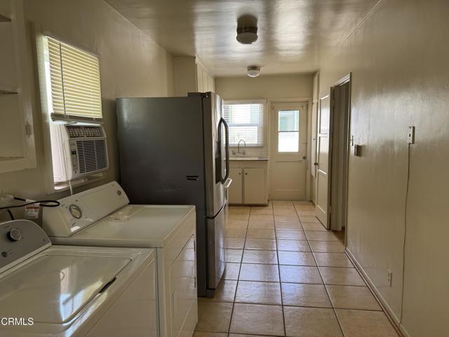 Building Photo - 9173 E Las Tunas Dr