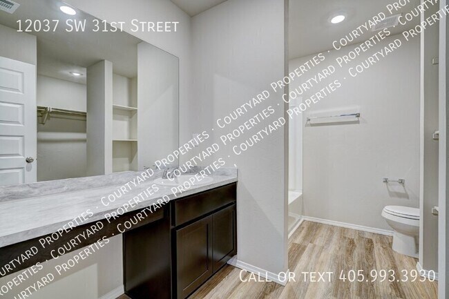 Building Photo - 12037 SW 31st St