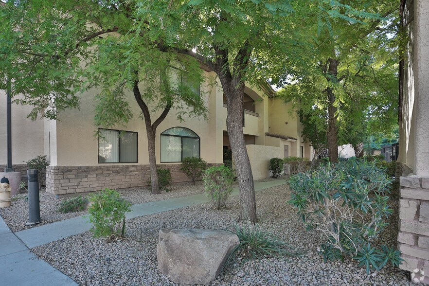 Desert Jewel Apartments 2800 N Arizona Ave Chandler AZ 85225