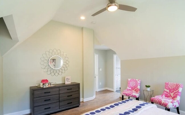 Building Photo - 4410 16th St NE